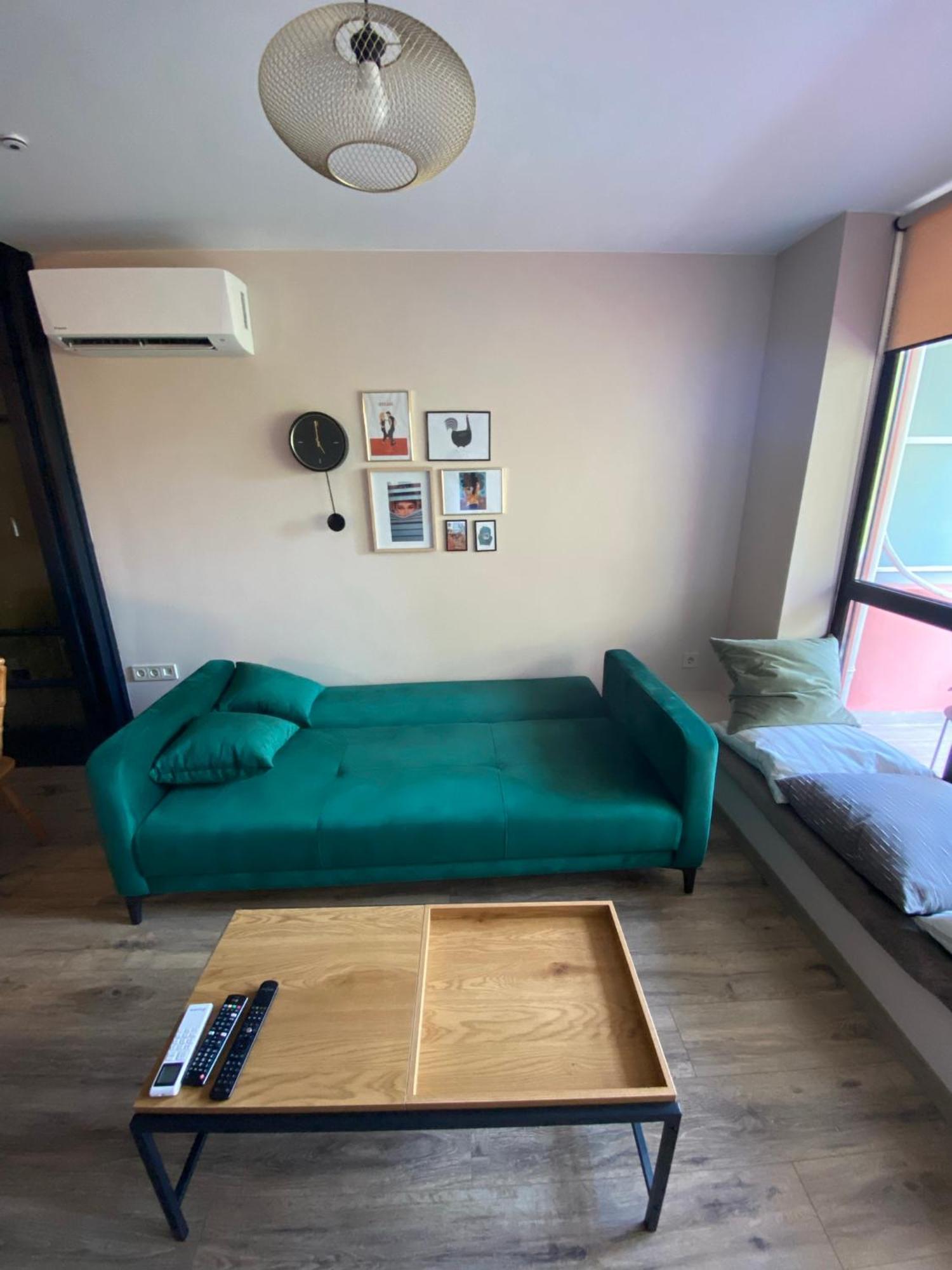 Lovely 1 Bedroom Apartment In The Heart Of 바르나 외부 사진